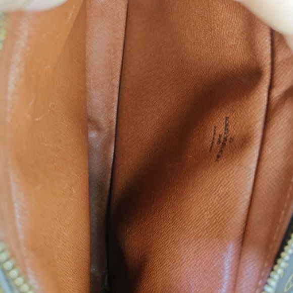 Authentic Louis Vuitton monogram Saint Germain crossbody - Picture 11 of 14